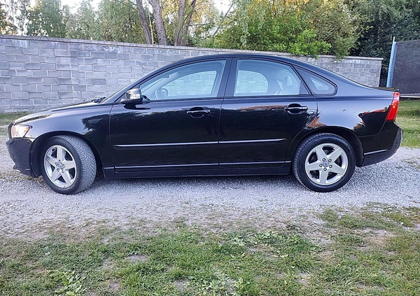 Volvo S40 cena 17900 przebieg: 265000, rok produkcji 2008 z Lubartów małe 529